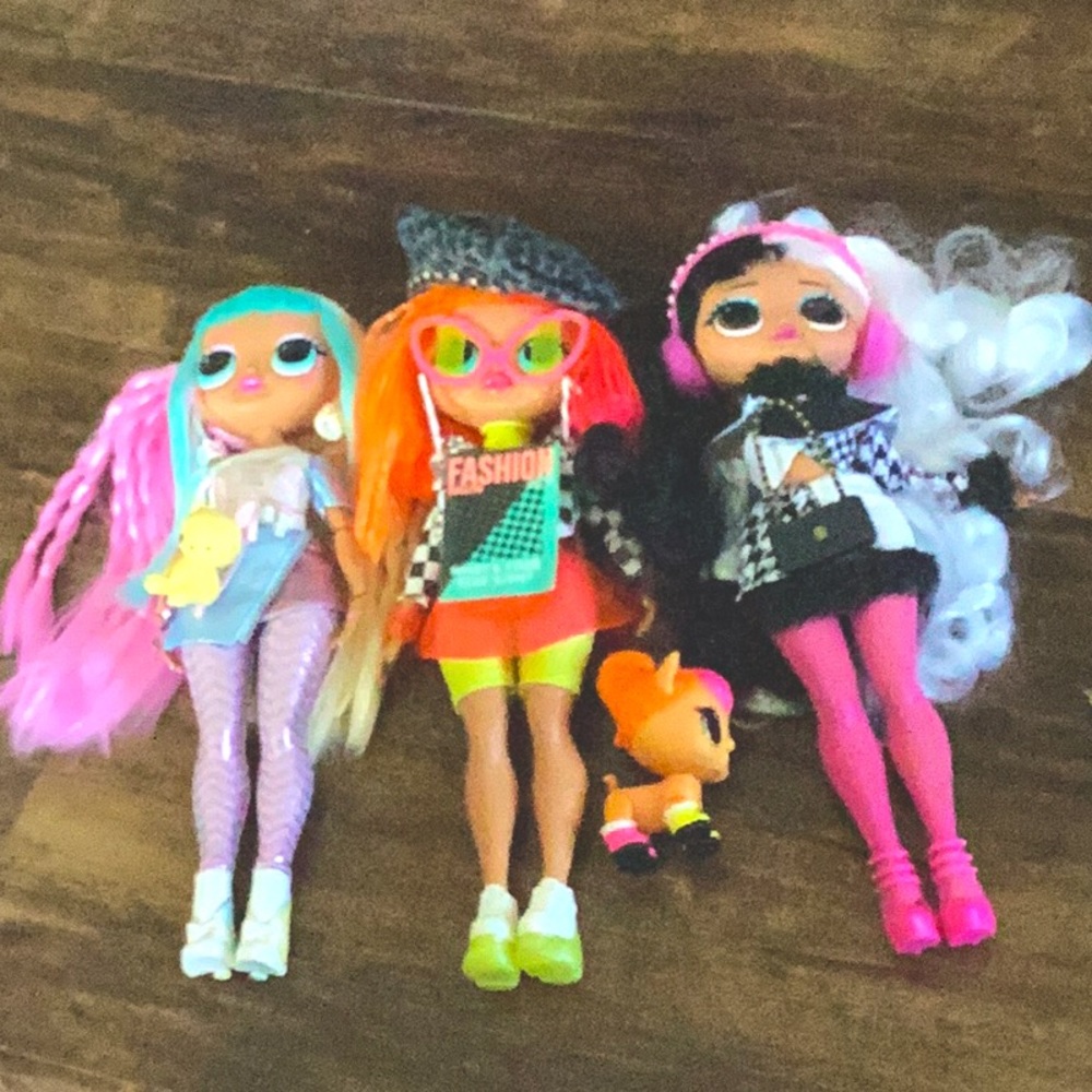 L.O.l O.M.G Doll Bundle Neonlicious, Candylicious And Winter Disco Dollie.